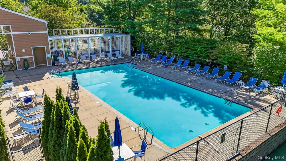 109 Woods End Road Chappaqua, NY 10514