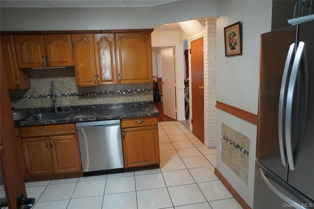 738 Decatur Street Uniondale, NY 11553