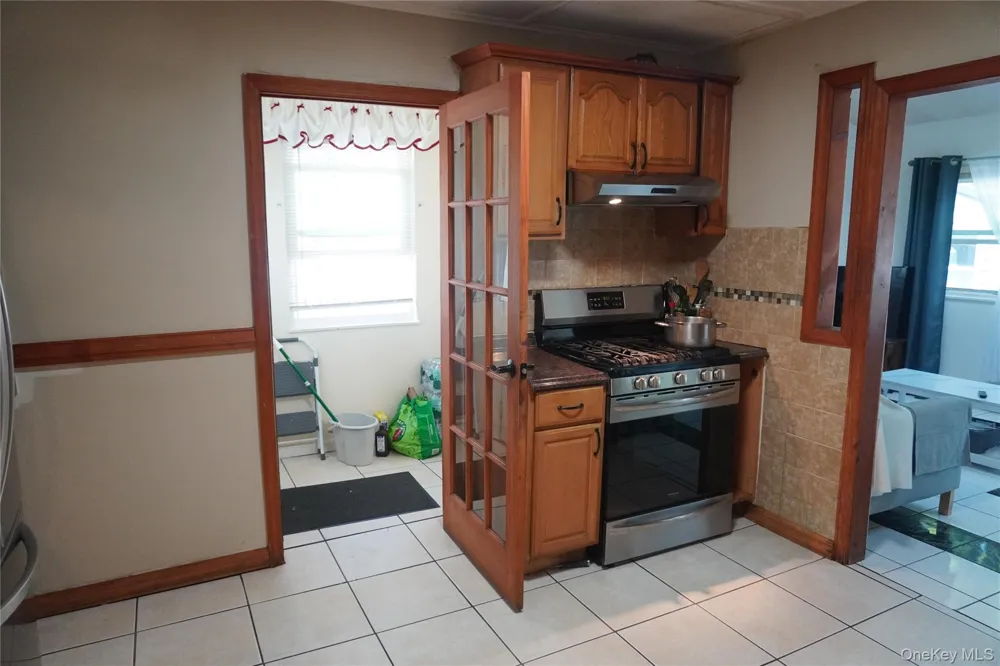 738 Decatur Street Uniondale, NY 11553