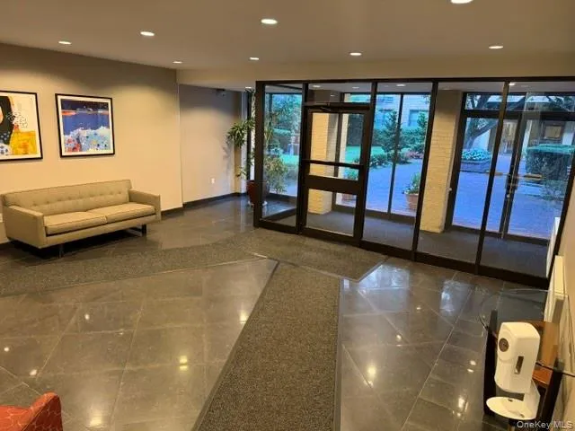 3 Birchwood Court #1A Mineola, NY 11501