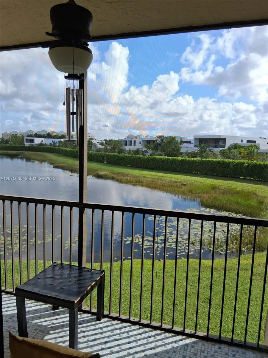 16471 Blatt Blvd #203 Weston, FL 33326