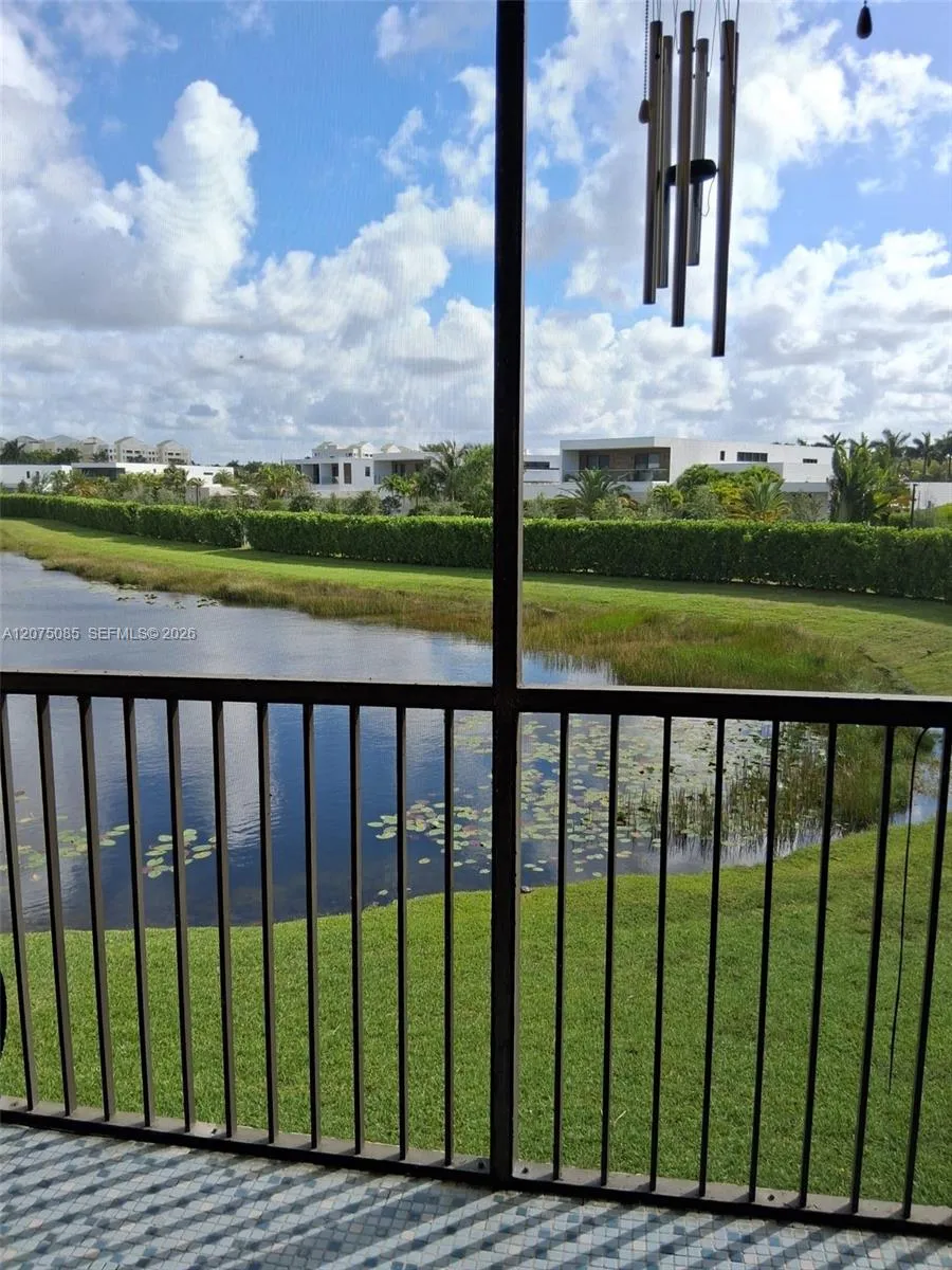16471 Blatt Blvd #203 Weston, FL 33326