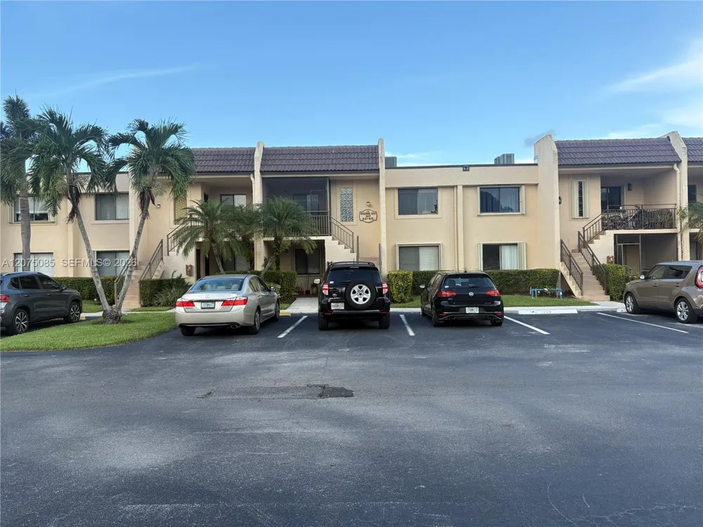16471 Blatt Blvd #203 Weston, FL 33326