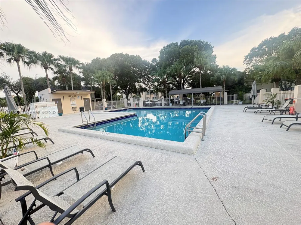 16471 Blatt Blvd #203 Weston, FL 33326