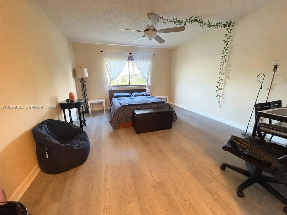 16471 Blatt Blvd #203 Weston, FL 33326