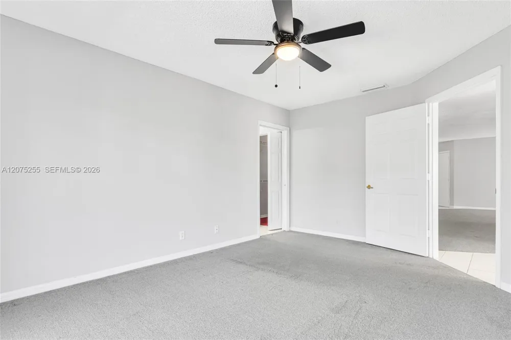 3884 NW 63rd Ter Coral Springs, FL 33067