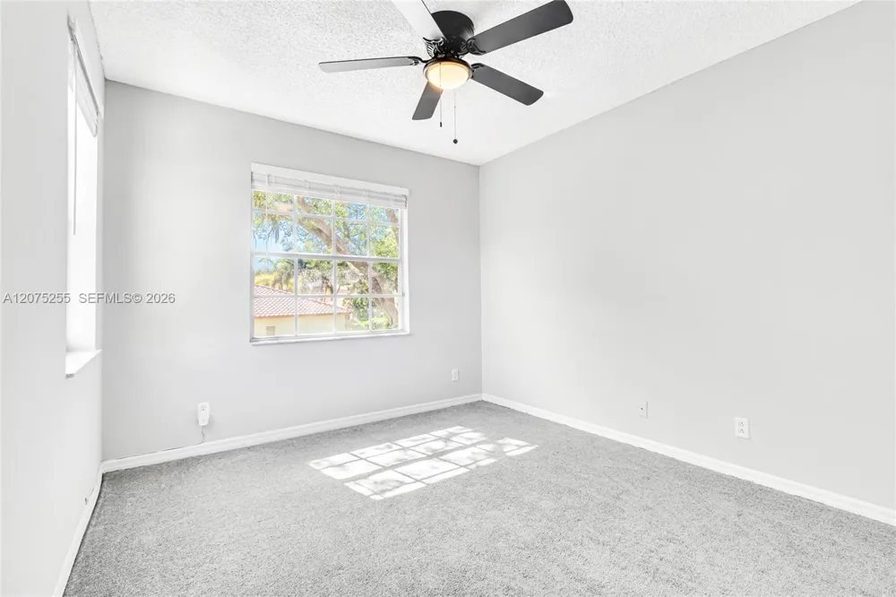 3884 NW 63rd Ter Coral Springs, FL 33067