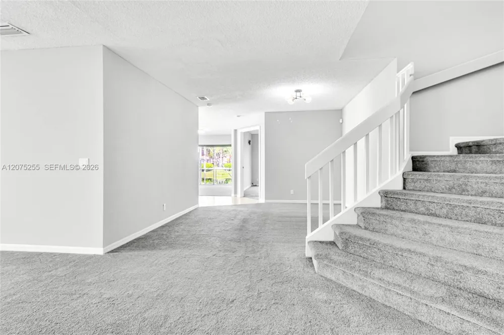 3884 NW 63rd Ter Coral Springs, FL 33067