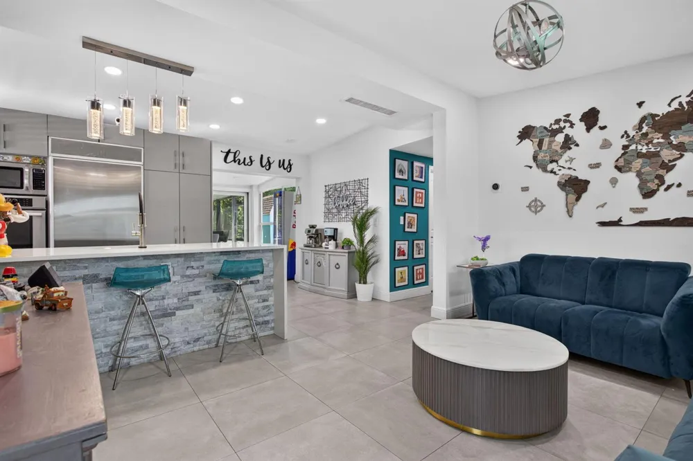 4520 NE 15TH AVENUE Pompano Beach, FL 33064
