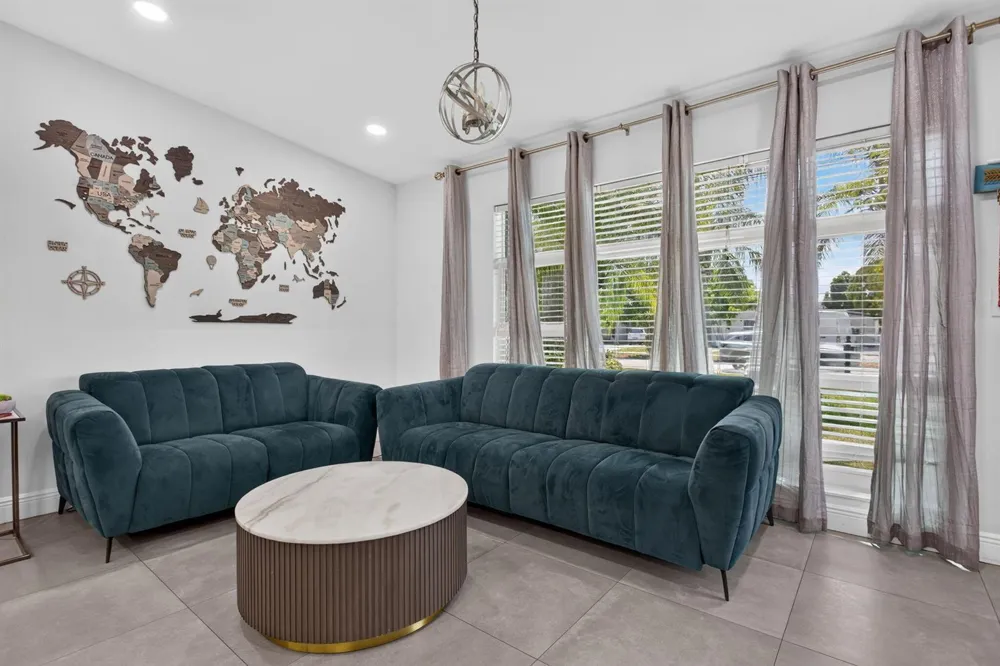 4520 NE 15TH AVENUE Pompano Beach, FL 33064