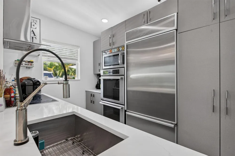4520 NE 15TH AVENUE Pompano Beach, FL 33064