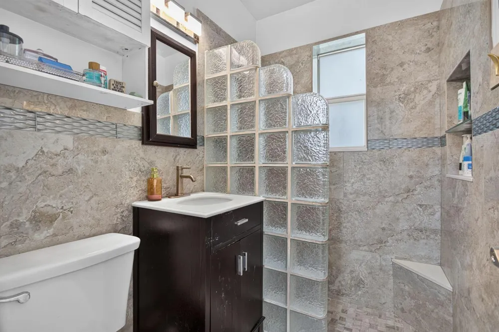 4520 NE 15TH AVENUE Pompano Beach, FL 33064