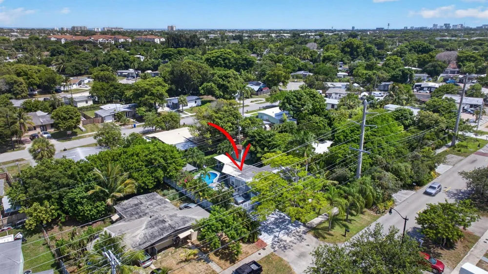 4520 NE 15TH AVENUE Pompano Beach, FL 33064