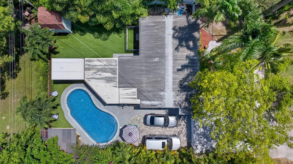 4520 NE 15TH AVENUE Pompano Beach, FL 33064