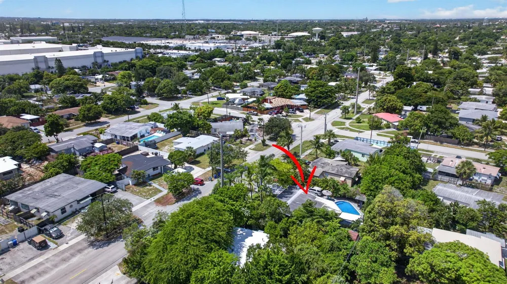 4520 NE 15TH AVENUE Pompano Beach, FL 33064