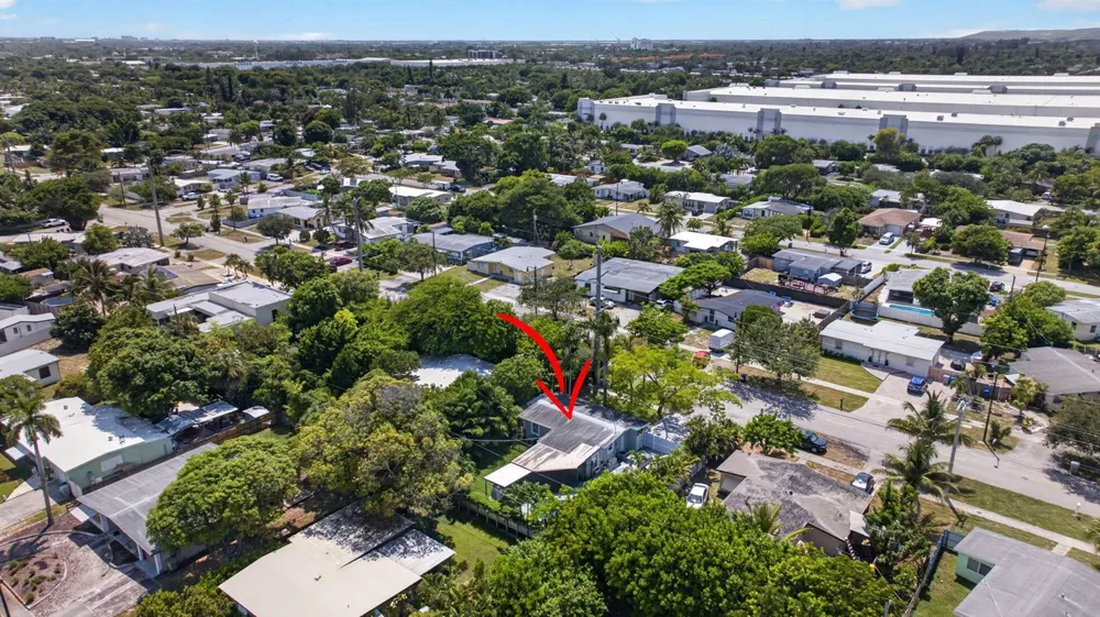 4520 NE 15TH AVENUE Pompano Beach, FL 33064
