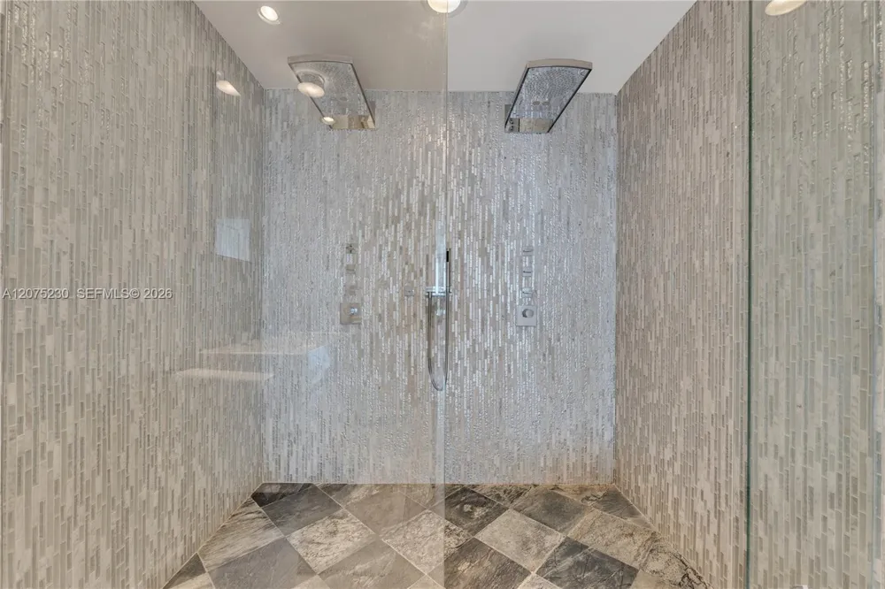 17001 Collins Ave #4102 Sunny Isles Beach, FL 33160