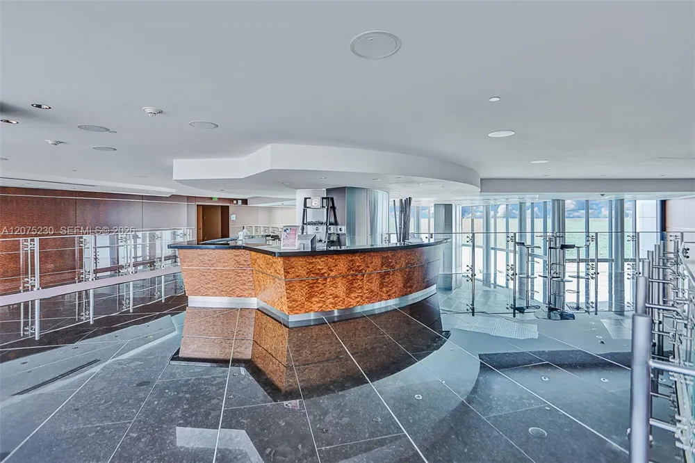 17001 Collins Ave #4102 Sunny Isles Beach, FL 33160
