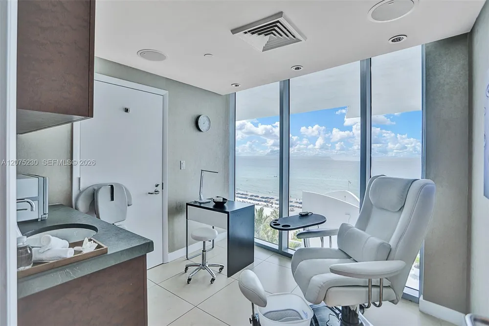 17001 Collins Ave #4102 Sunny Isles Beach, FL 33160