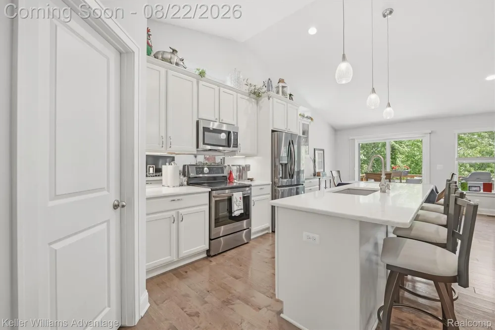 1917 Egret Pointe Genoa Township, MI 48843