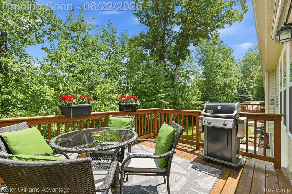 1917 Egret Pointe Genoa Township, MI 48843