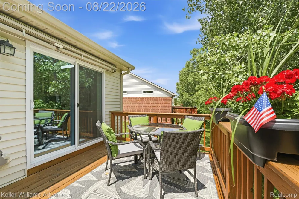 1917 Egret Pointe Genoa Township, MI 48843