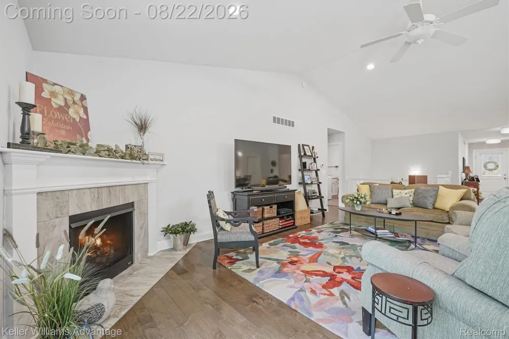 1917 Egret Pointe Genoa Township, MI 48843