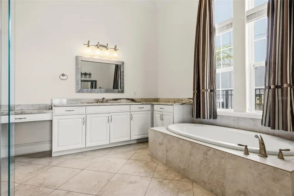 12417 MONTALCINO CIRCLE Windermere, FL 34786