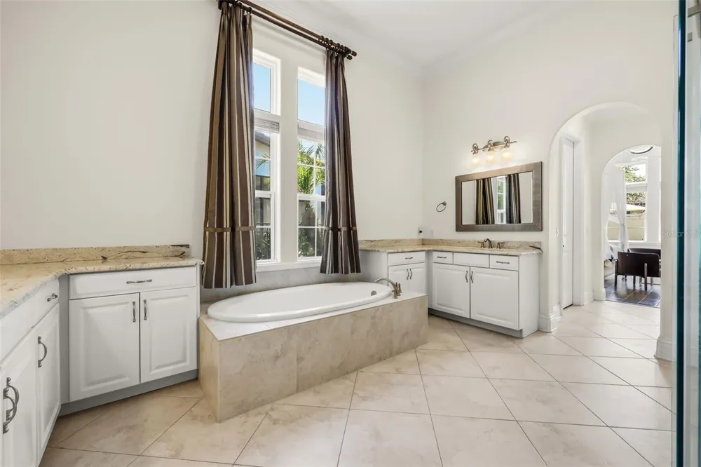 12417 MONTALCINO CIRCLE Windermere, FL 34786