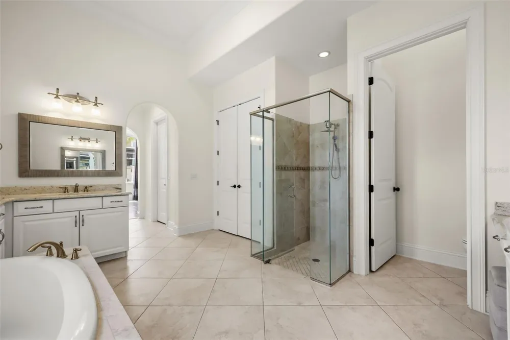 12417 MONTALCINO CIRCLE Windermere, FL 34786