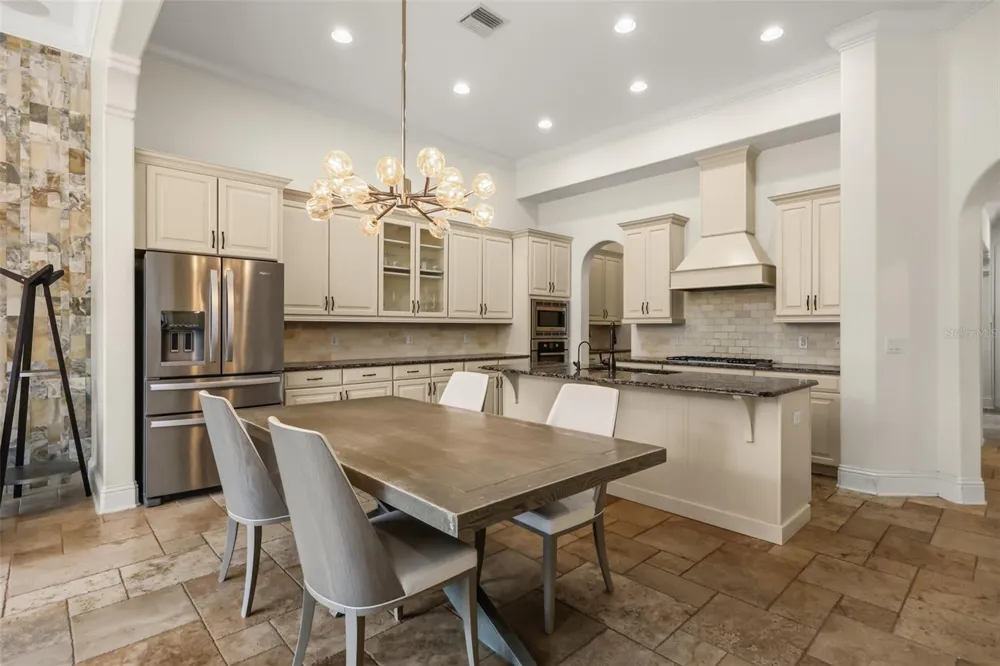 12417 MONTALCINO CIRCLE Windermere, FL 34786