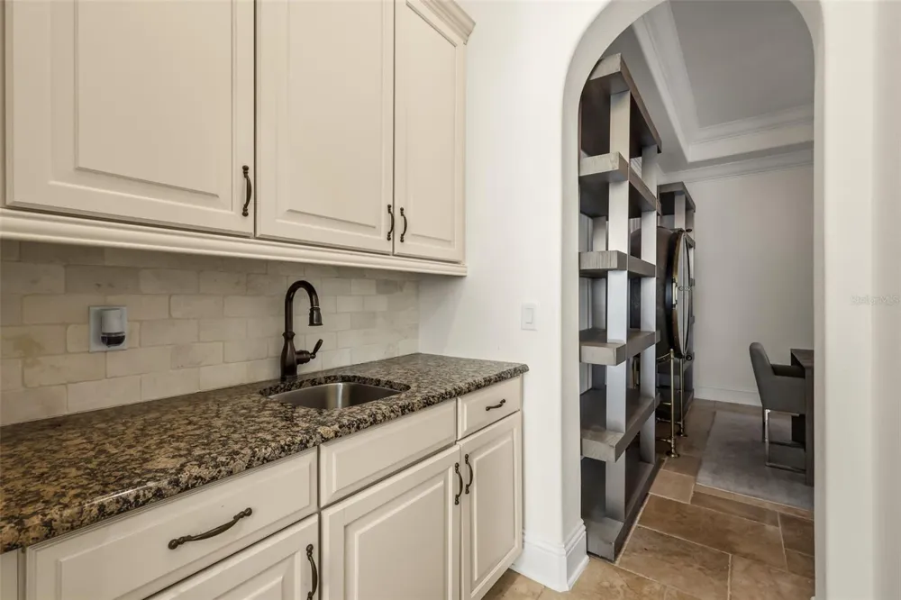 12417 MONTALCINO CIRCLE Windermere, FL 34786