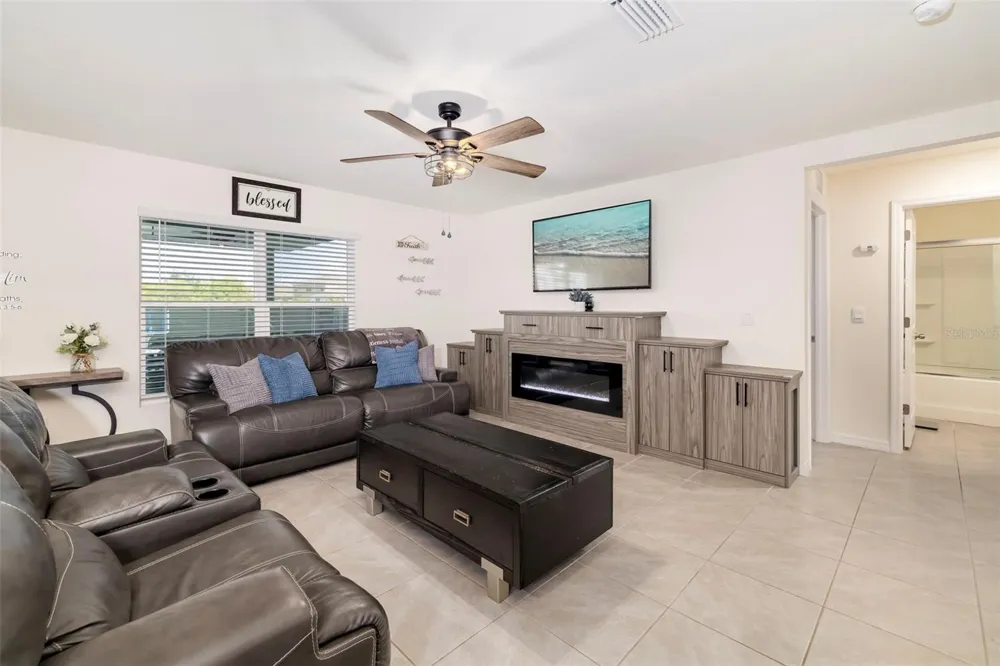5118 ROCKY COAST PLACE Palmetto, FL 34221