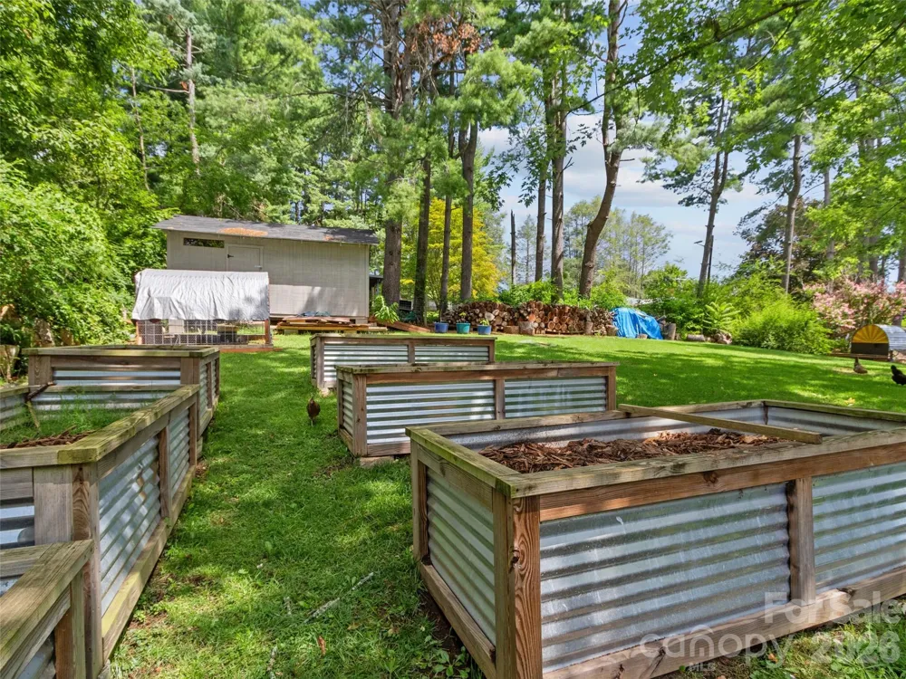 38 Crowell Road Asheville, NC 28806
