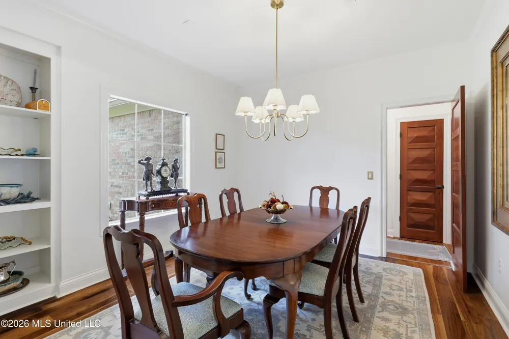 369 Pinewood Lane Ridgeland, MS 39157