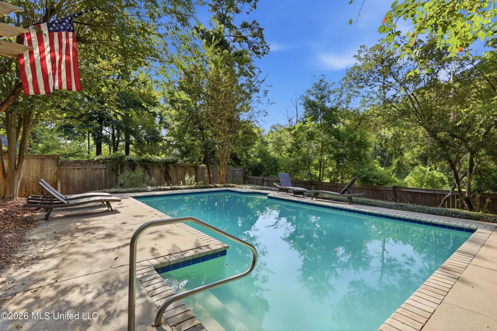 369 Pinewood Lane Ridgeland, MS 39157