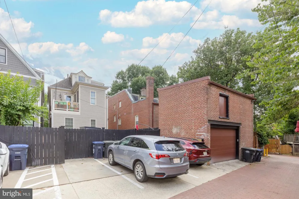 1867 PARK ROAD NW #1 Washington, DC 20010