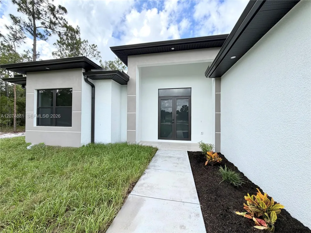 2514 56th Ave NE Naples, FL 34120