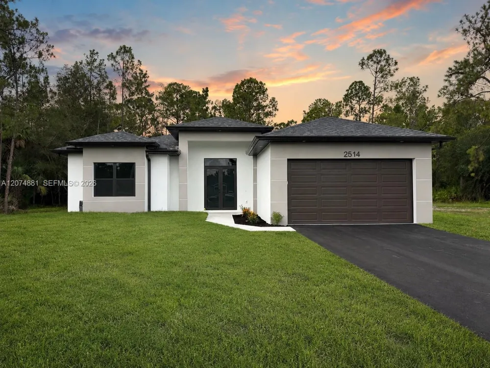 2514 56th Ave NE Naples, FL 34120