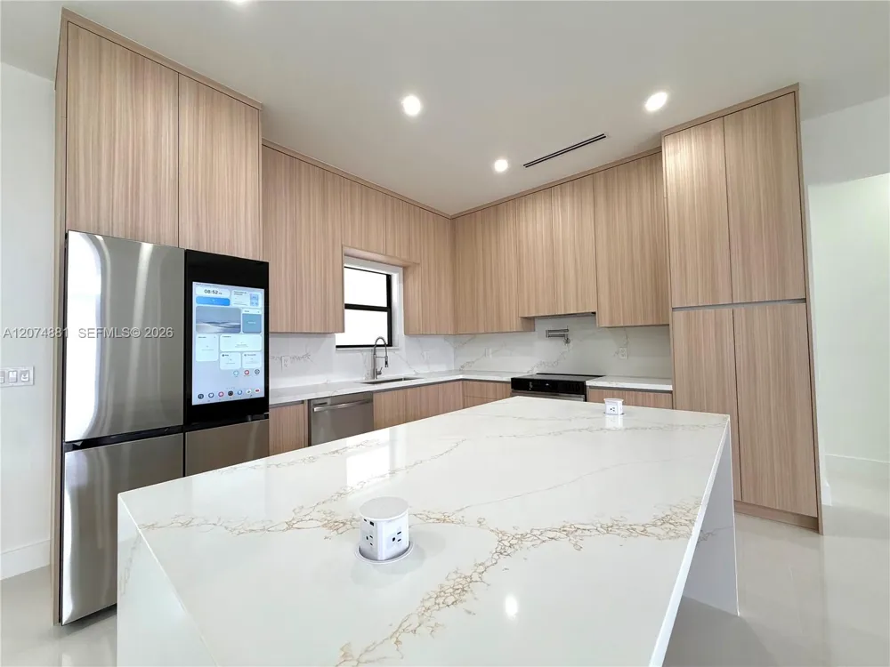 2514 56th Ave NE Naples, FL 34120