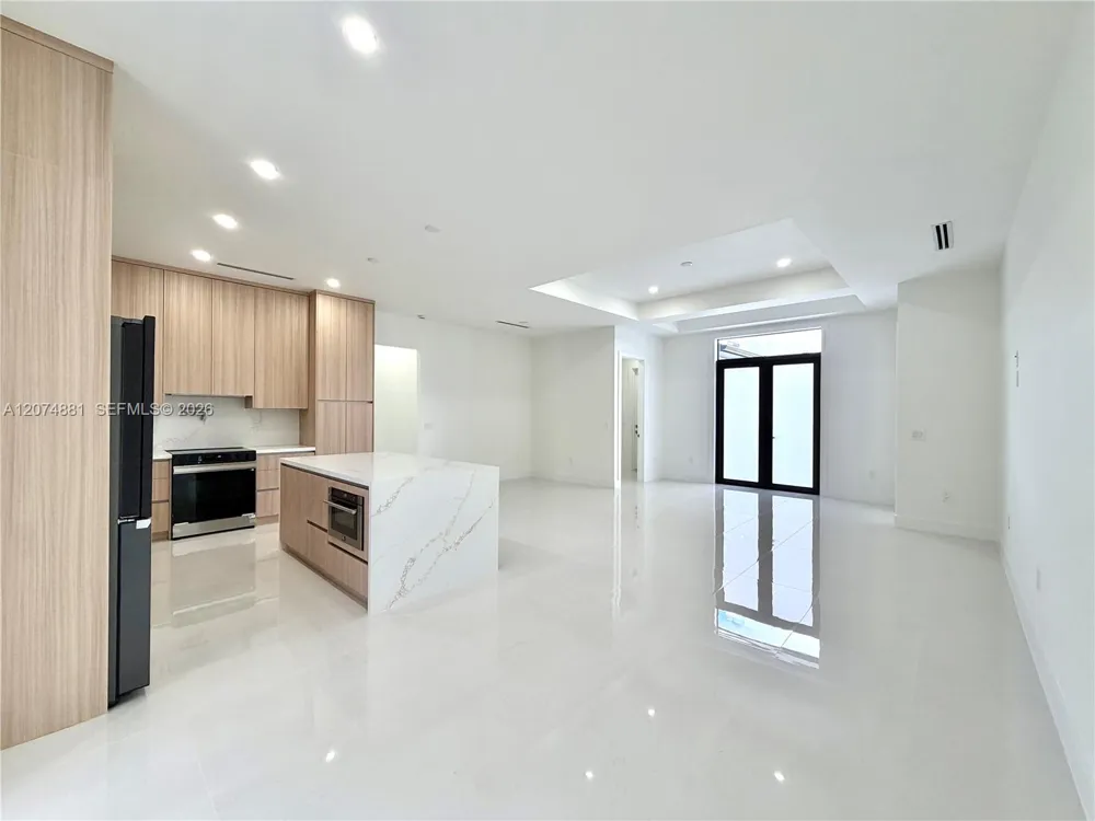 2514 56th Ave NE Naples, FL 34120
