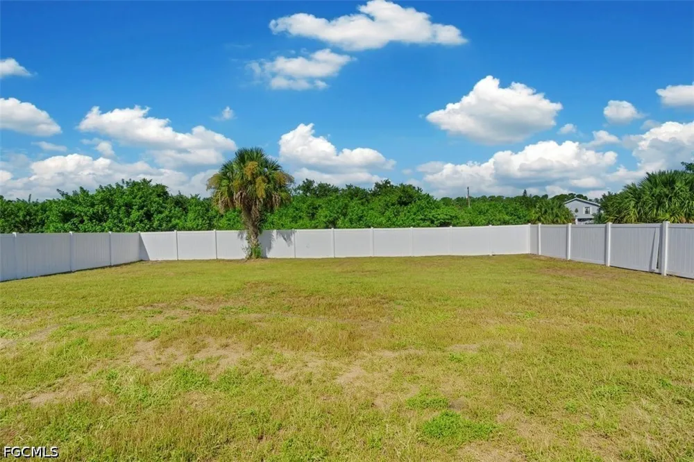 Pebble Lane Labelle, FL 33935
