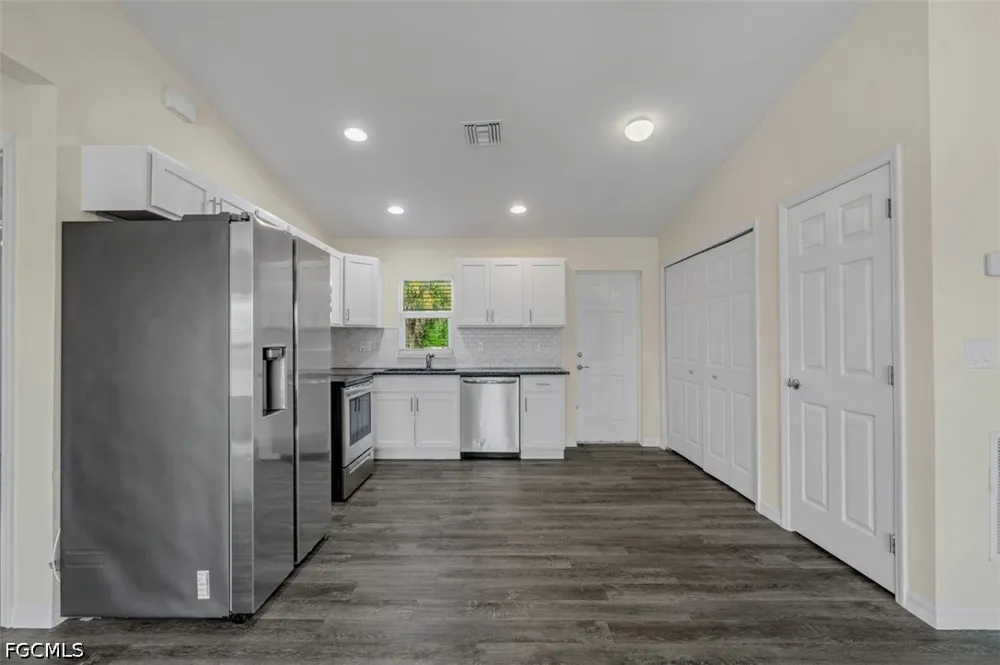 Pebble Lane Labelle, FL 33935