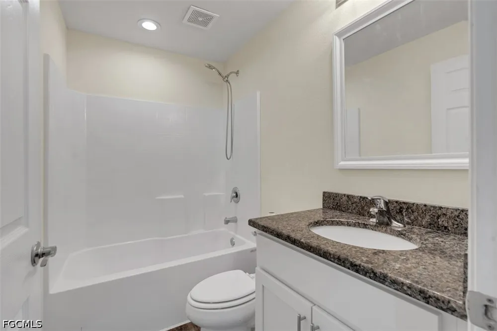 Pebble Lane Labelle, FL 33935