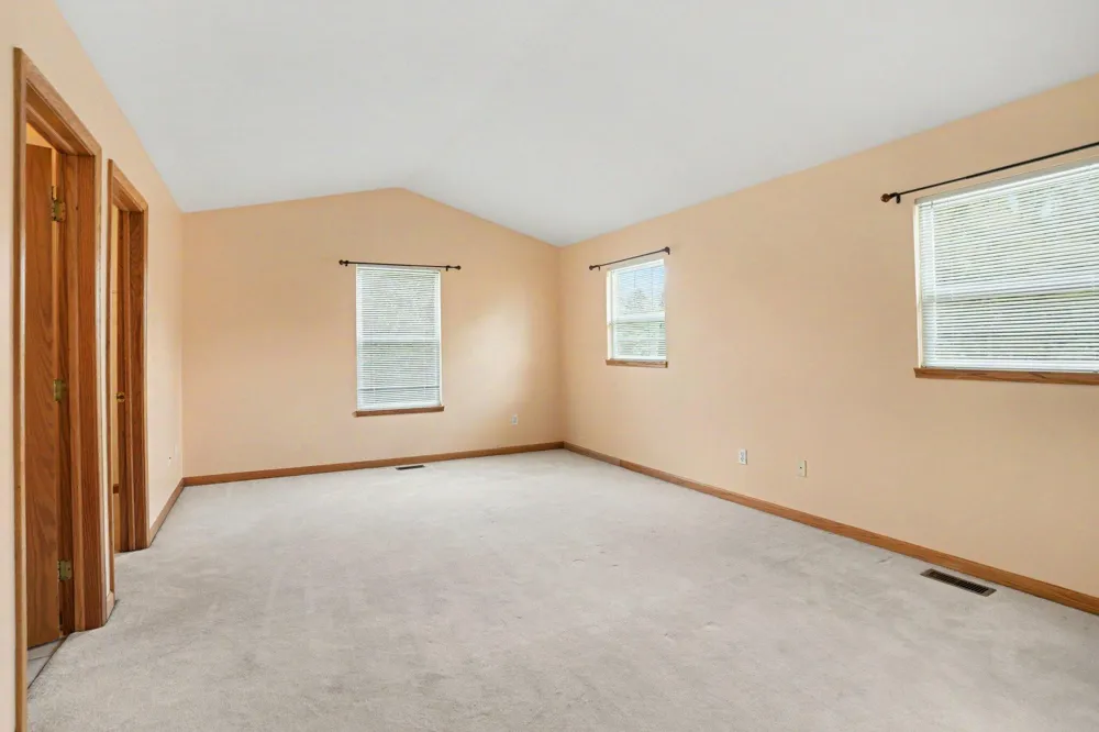 2124 Quail Run Drive Kalamazoo, MI 49009