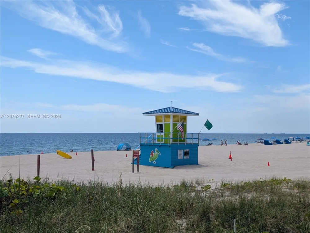 3221 NE 7th St #2 Pompano Beach, FL 33062
