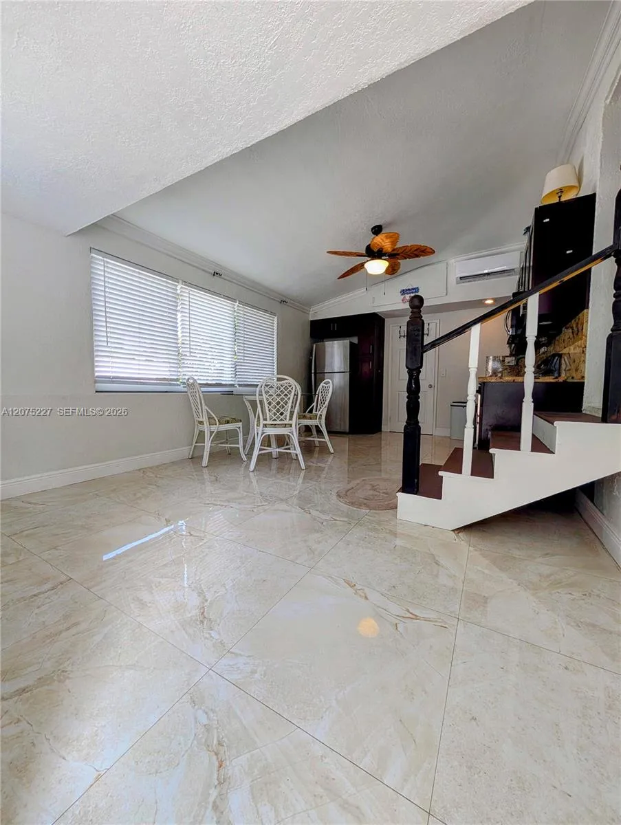 3221 NE 7th St #2 Pompano Beach, FL 33062