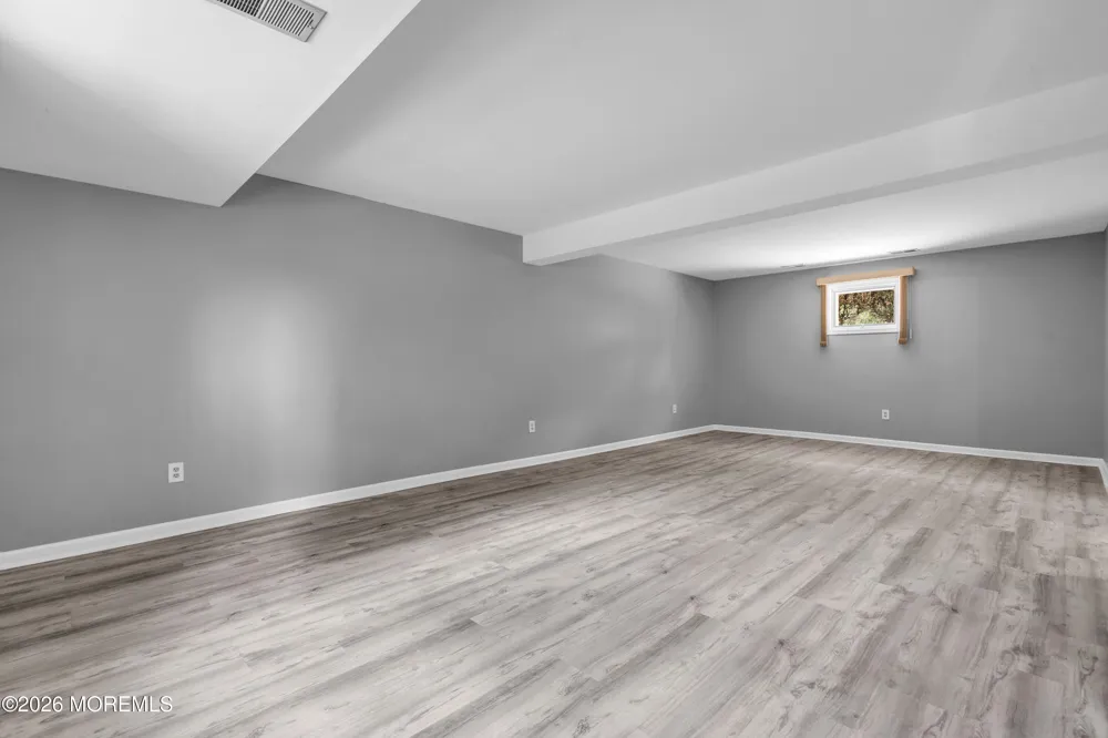 14 Dayton Avenue Middlesex, NJ 08846