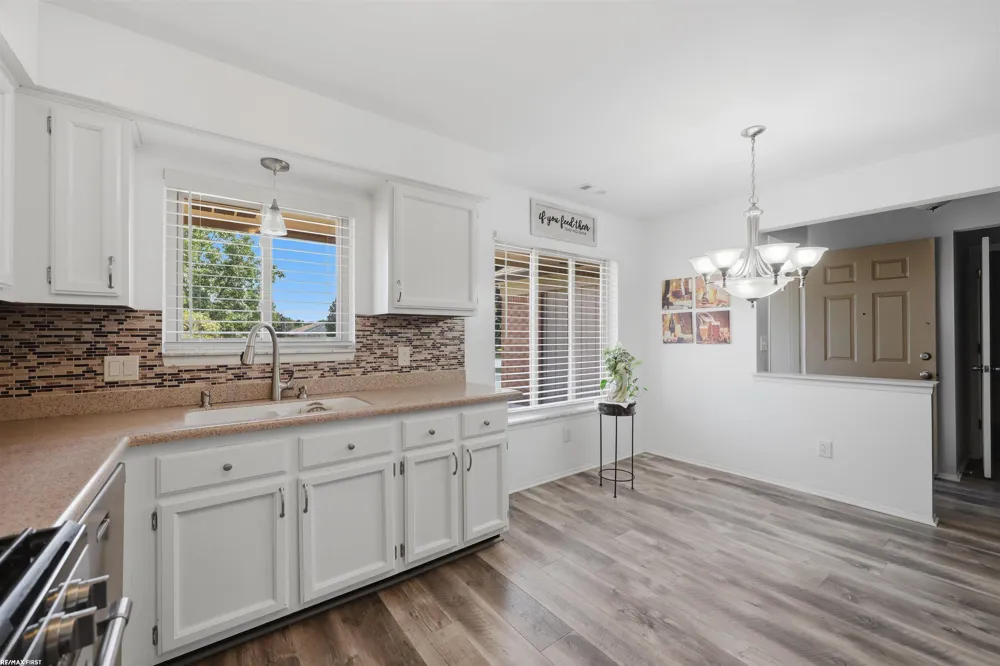 38551 Palm Meadow Drive Clinton Charter Township, MI 48036