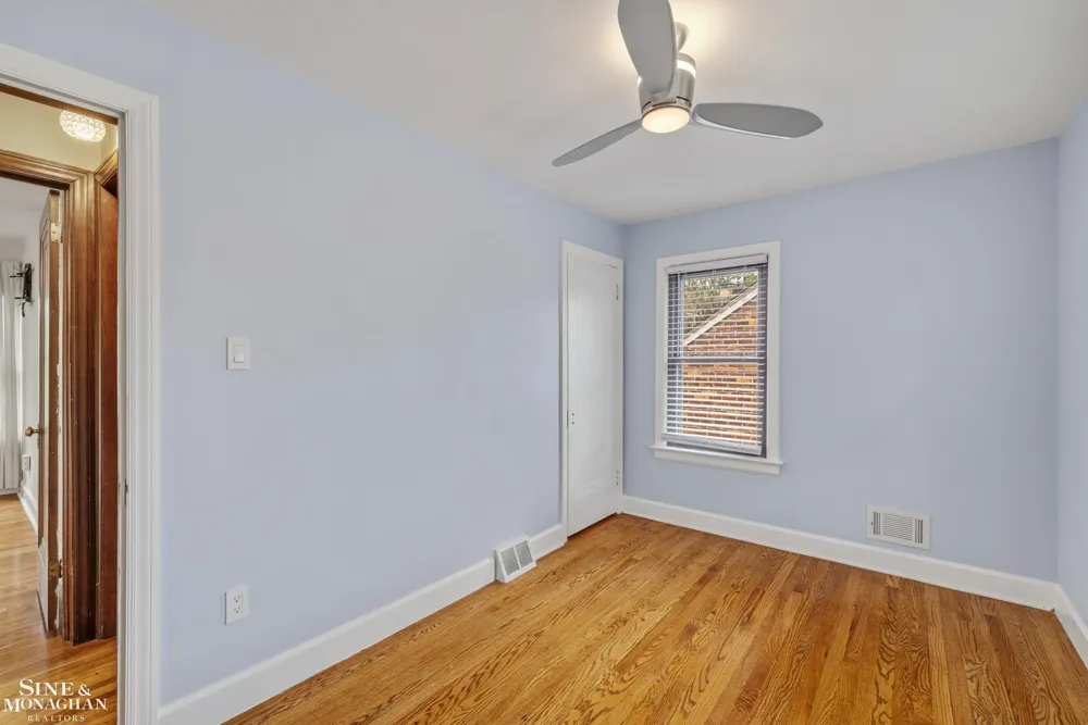 428 Cloverly Road Grosse Pointe Farms City, MI 48236